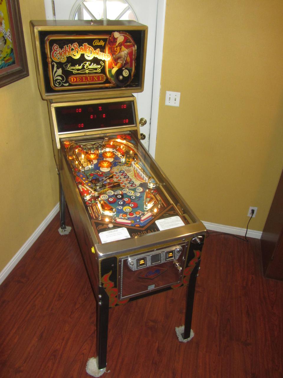 Buy Eight Ball Deluxe Pinball Machine Online - Premium Pinballs LLC